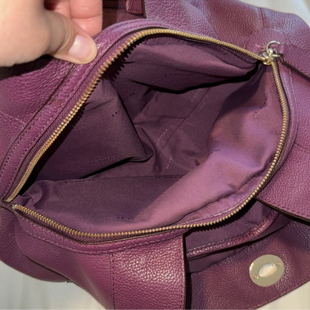 COACH Edie Turnlock Leather Shoulder Bag, Model 36855 with Hold Accents. - Picture 9 of 16